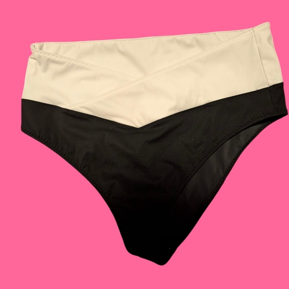 Fabletics Other - Fabletics Swim Bottom